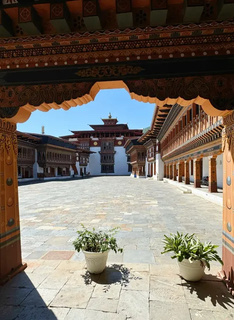 Bhutan’s Punakha: Winter Palace & the Most Stunning Dzong 🏯
