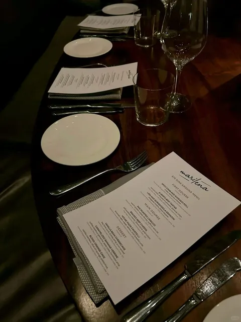 📍Victoria Day Celebration Spots: Top 2 Must-Try Restaurants! 🍽️✨