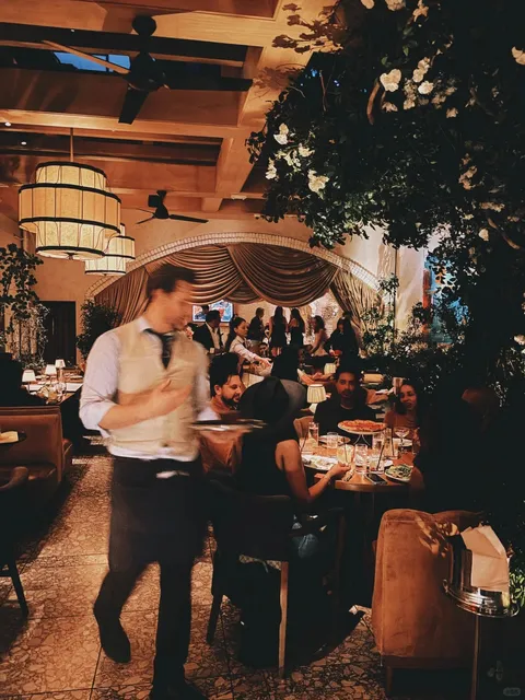 Los Angeles Beautiful Dining | LAVO Ristorante🍽️🌟