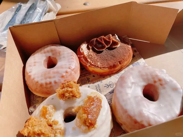 🇺🇸 Miami Check-in | Super Instagrammable The Salty Donut 🍩