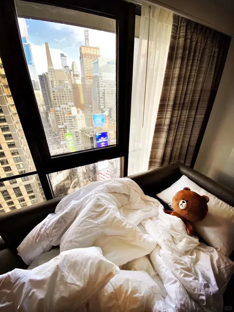 New York Marriott Marquis Hotel in Manhattan 