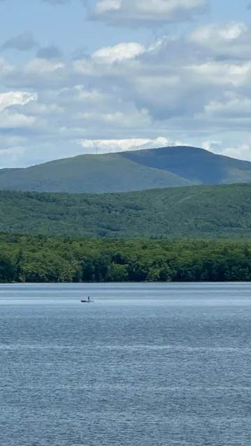 The Perfect Easy Hike With Stunning Hudson Valley Views​​