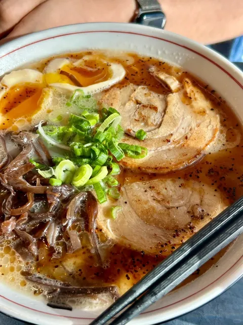 Waterloo 🇨🇦 | An incredibly delicious ramen restaurant