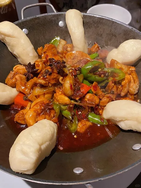 The Best Ground Pot Chicken in Berlin 🥺 