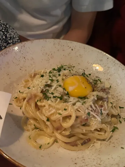 Thursday Happy Hour Feast at Nonnina 🦪🍕  