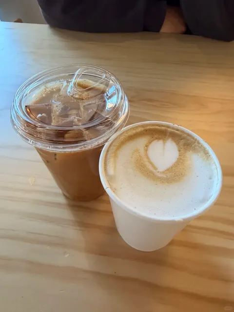 Denver | Super Cute Coffee Shop: Onto Coffee