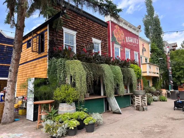 Saskatoon Farm & Heavenly Delights Bistro in Calgary 🏞️🍽️