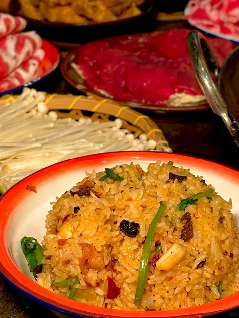 🔥 NYC’s 9-Grid Hot Pot—Wildly Popular Among Students!