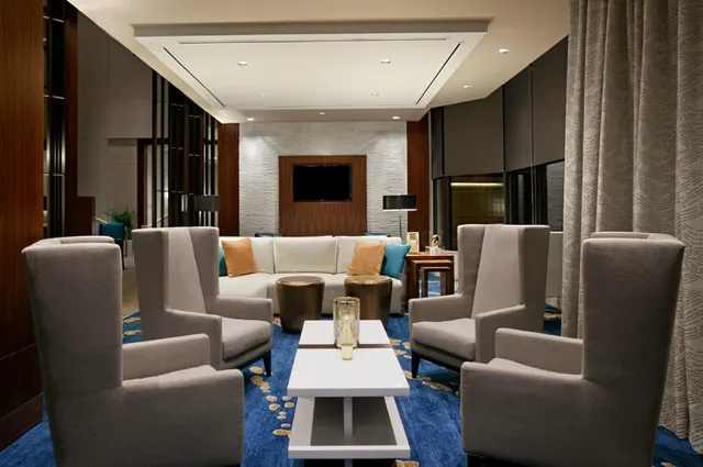 A Surprising Miami Experience! ✨🍔