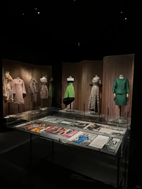 Brussels Fashion & Lace Museum