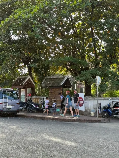 First Impressions: A City of Contrasts