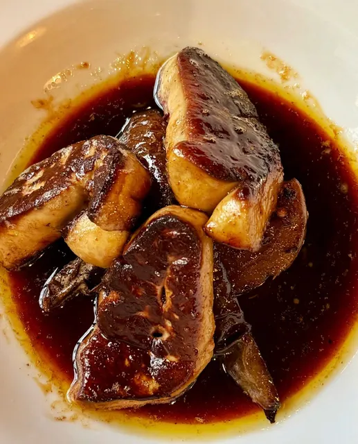 ❤️ Dive into Timeless French Flavors at Les Antiquaires in Paris! 🇫🇷