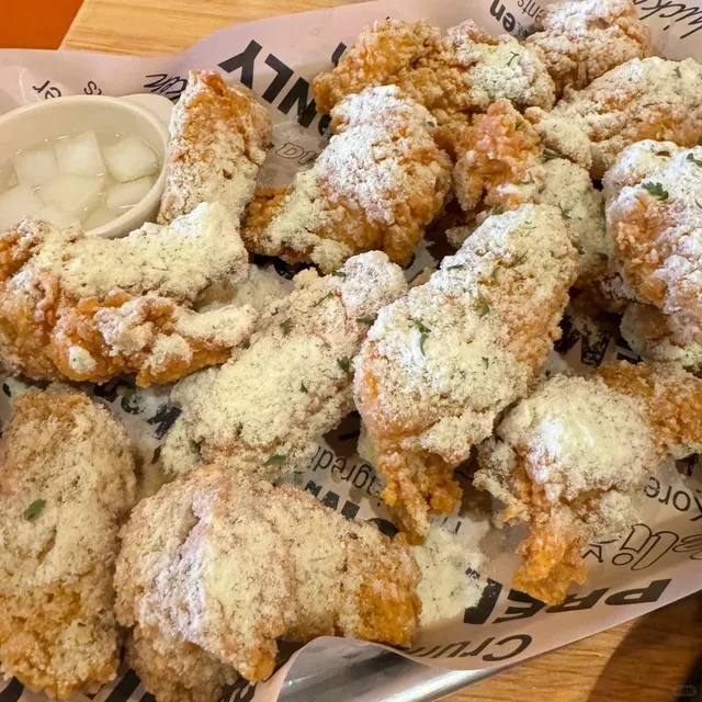 Newly Opened Korean Fried Chicken Spot in San Antonio
