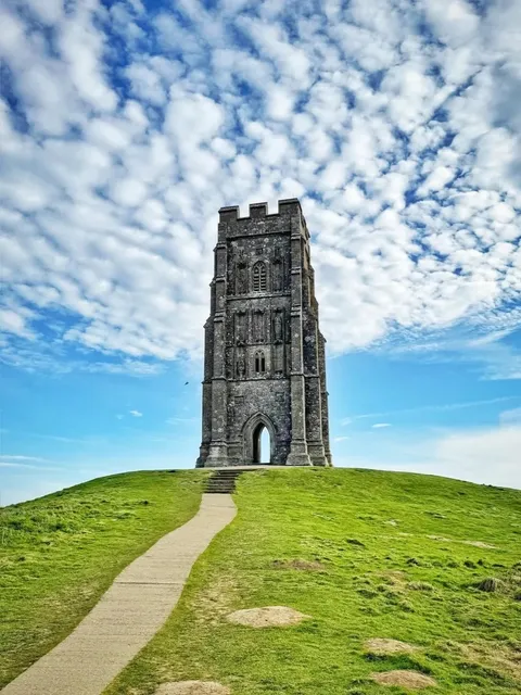 ​​The Mystical Town of Glastonbury, UK – A Journey into the Unknown!​​