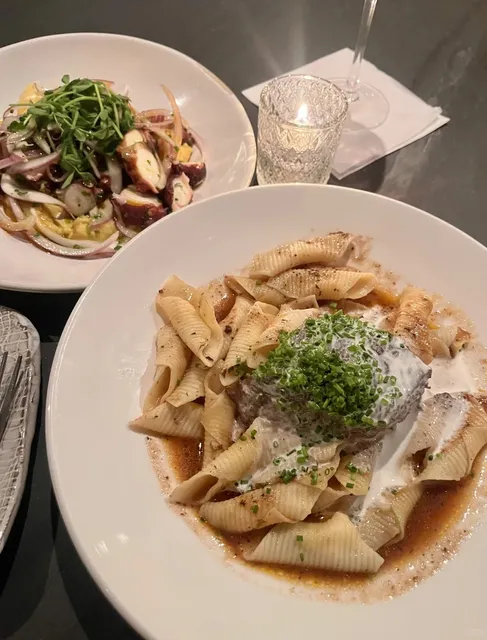 🍽️ Boston’s Delicious Eats | A Tasty Mediterranean Spot in Seaport