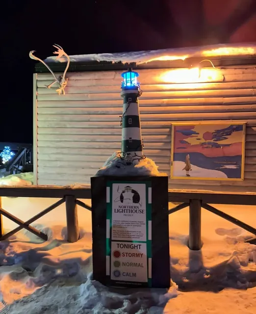 Finally, we drove to Yellowknife "City".