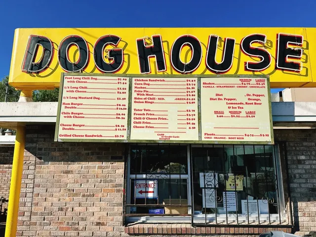 Breaking Bad Pilgrimage Stop 2: Jesse Pinkman's Hot Dog Spot 🌭🚗