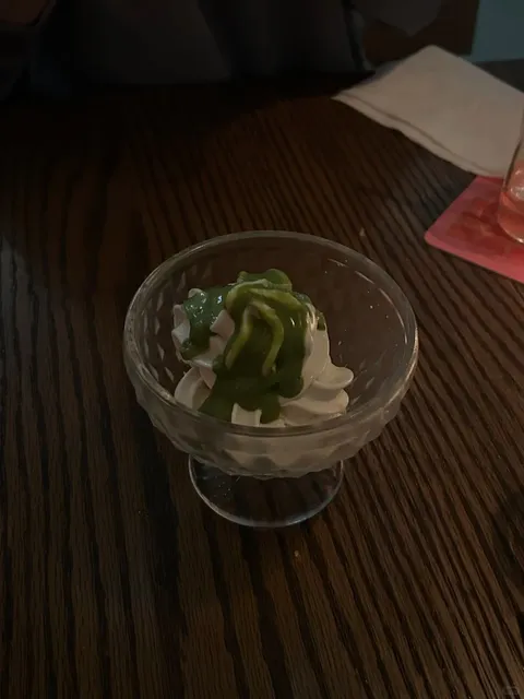 NYC's Stunning Eel Pizza 🍕