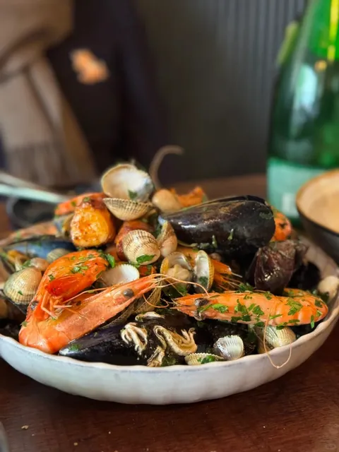 🌹 Paris | A Super Delicious Bistro Off the Beaten Track 🌹