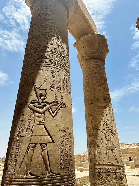 Kom Ombo Temple 🏛️🐊🦅 - Egypt’s ONE-OF-A-KIND "Dual Temple"!