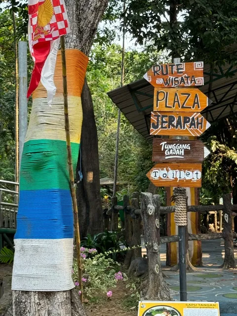 🐾 ​​Surabaya Zoo: Where Cuteness Meets Wild Wonders!!!​​ 🇮🇩✨