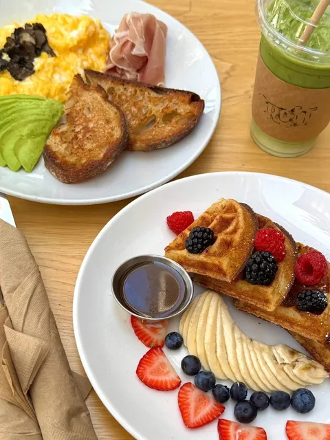 LA｜A Cozy Hidden Brunch Spot in Beverly Hills 🍳🍃  