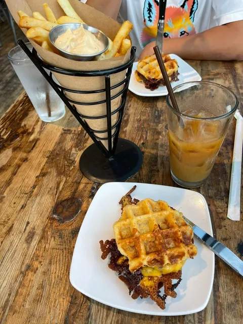 Cincinnati Burger Week – Taste of Belgium 🍔🧇