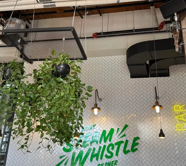 Toronto Dining | Steam Whistle Kitchen - A Sports Fan's Beer Paradise