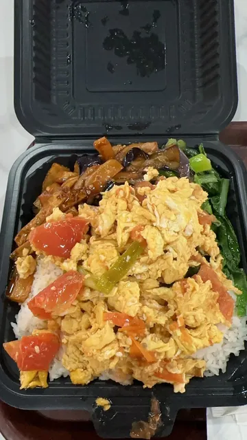 Madtown Eats | Senjoy – Full Review of Chinese Lunch Box Spot!