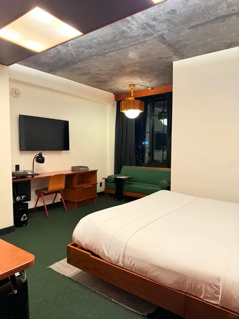 Ace Hotel Brooklyn: A Stylish Stay in New York 🌟