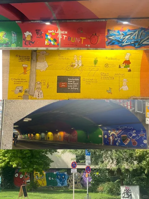 🇩🇪 Augsburg: A Delightful Blend of History & Whimsy!👌