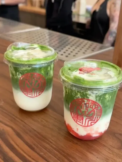 ​​Taz Matcha & Bar | Seattle's Refreshing Summer Matcha Discovery 🍓🍵