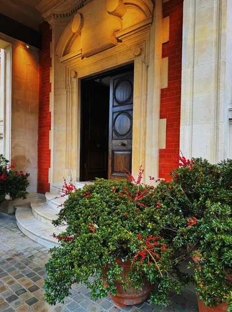 Dating with my bestie in the bamboo garden during a stormy day～