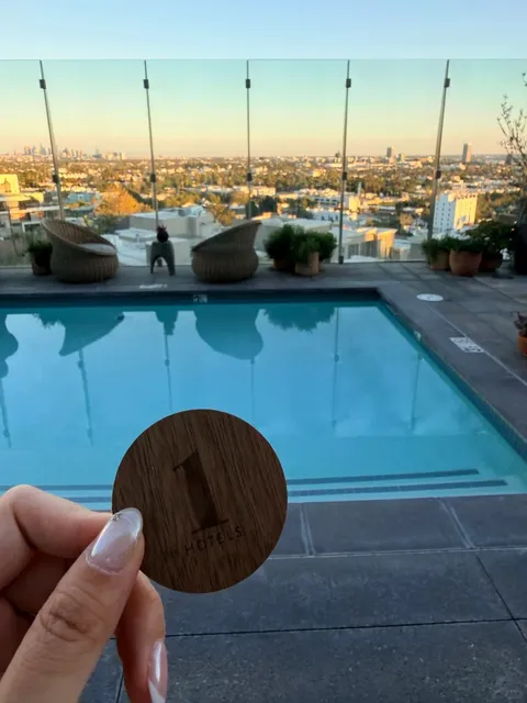 1 Hotel West Hollywood... Maybe Think Twice Before Booking 😅
