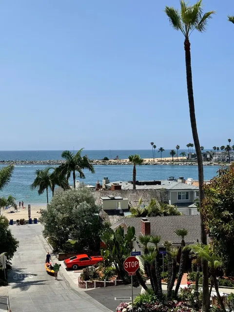 Must-Visit Beach in California｜Corona del Mar Beach 🌊☀️