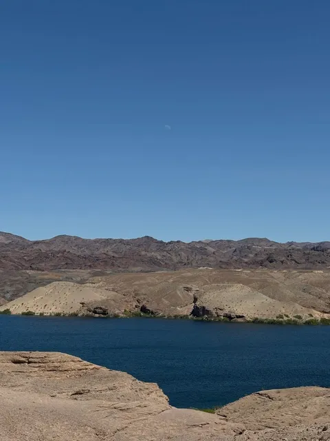 A Half-Day Escape Near Vegas: Lake Mead 🚗💦