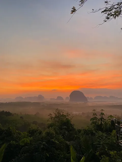 🇹🇭 Krabi’s Secret Sunrise Spot: Din Daeng Doi! 🌅