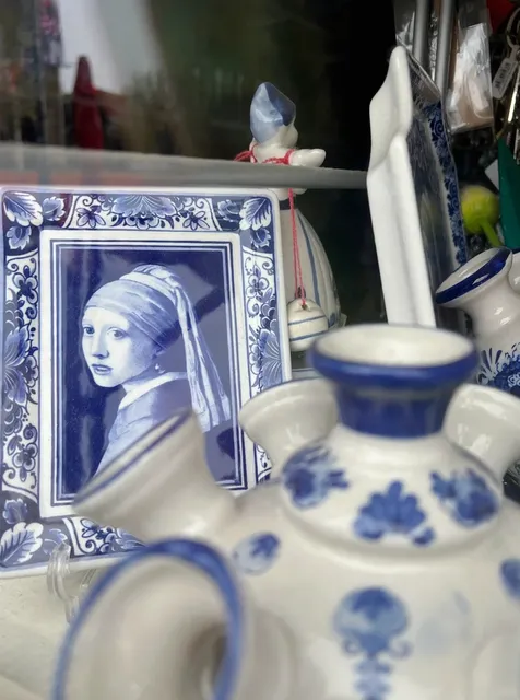 🇳🇱 Delft Day Trip Guide: History, Art & Windmills