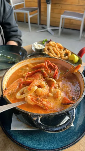 🇬🇧 Battersea's Ultimate Seafood Rice Stew! 🦞🍚🔥