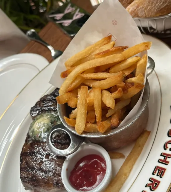 Christmas French Brunch date restaurant recommendations