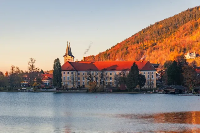 🇩🇪 Munich Escape: Tegernsee - A Fairytale Winter Wonderland! ❄️🏔️