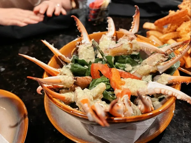 One Bite, One Shelled Crab Claw – So Satisfying! 🦀✨