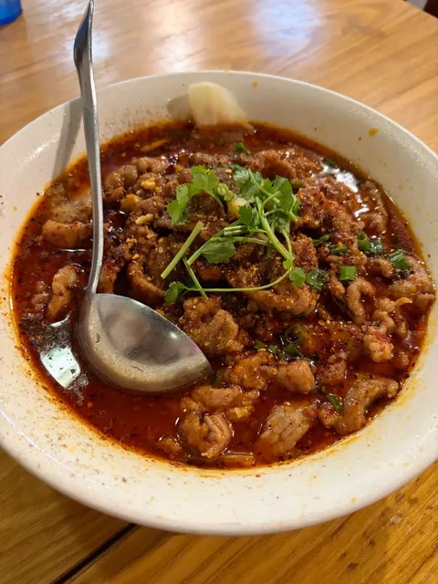 Blistered Chicken Feet with Green Pepper