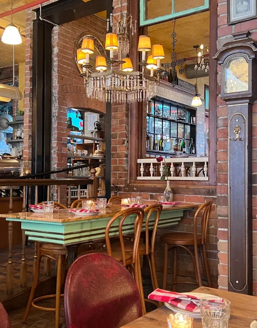 A Night to Remember at Montreal's Hidden Italian Gem! 🇮🇹✨