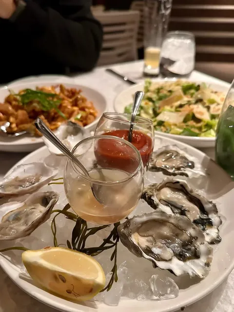 🌅 LA Castaway | A Sunset Sanctuary in the Hills: Healing Vibes 