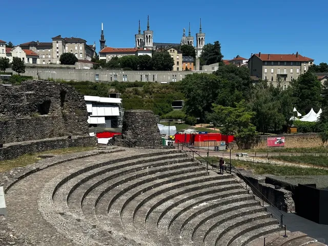 🇫🇷 Lyon: Walking in the Footsteps of The Little Prince 🤴✨