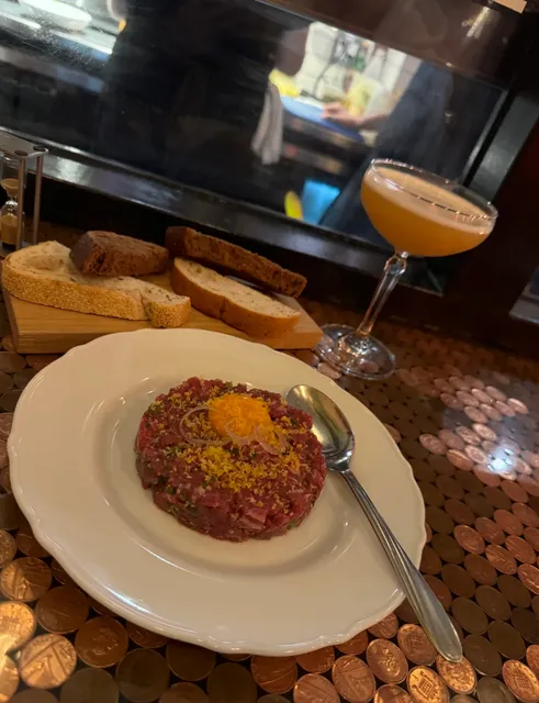 🍸 Winnipeg Tea House &Bar Recommendation | Amsterdam Tea Room and Bar