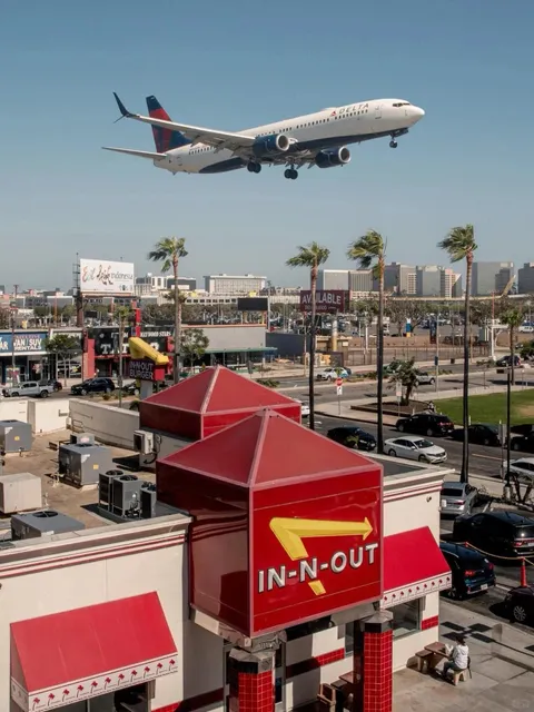 🇺🇸 Elope with the Pacific Sunset in Los Angeles