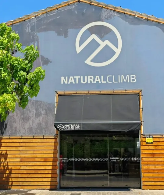 Recommended super awesome climbing gym in Valencia | Natural Climb