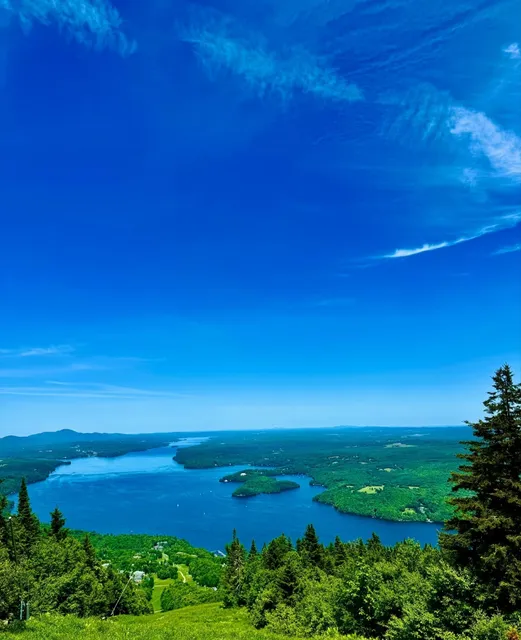 MTL Weekend Escape from the City ☁️ A Great Place with Beautiful Mount